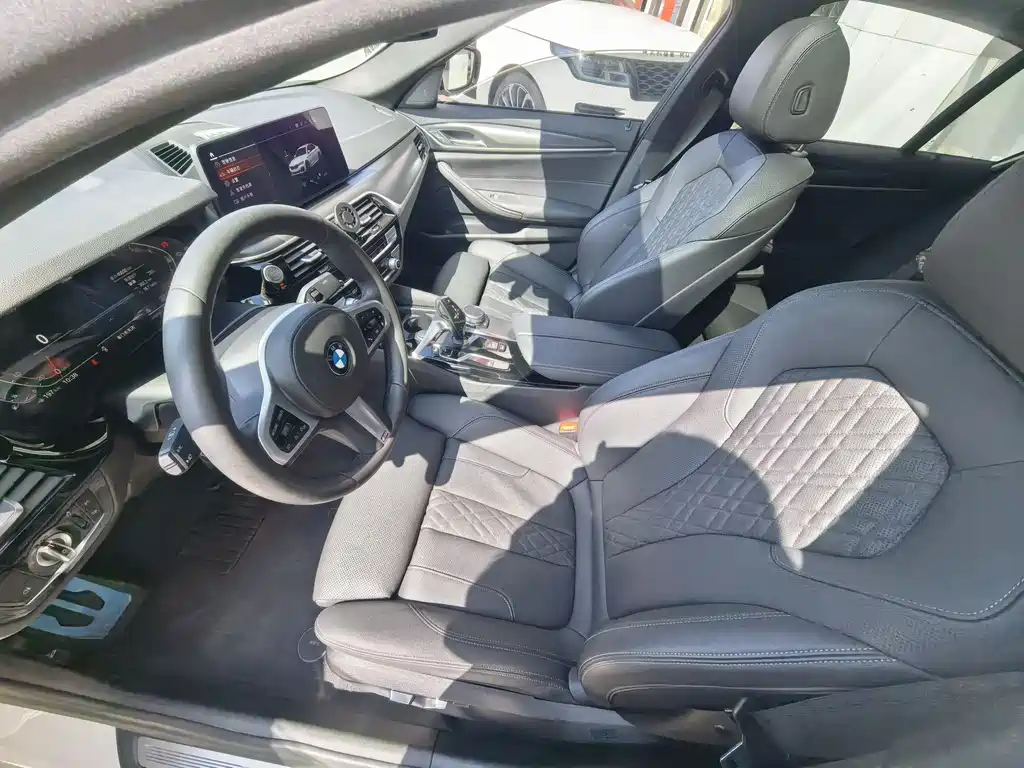 BMW 5 Series (Imported) 2021 525i M Sports Package купить на сайте DeffCars