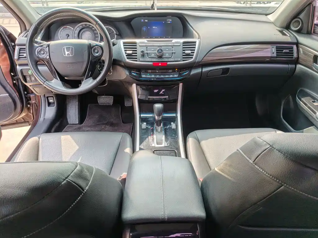 Accord 2016 2.4L Comfort Edition купить на сайте DeffCars