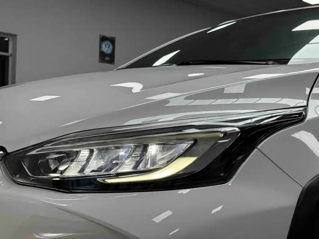 YARiS L Zhixuan 2022 Zhixuan X 1.5L CVT luxury PLUS version купить на сайте DeffCars