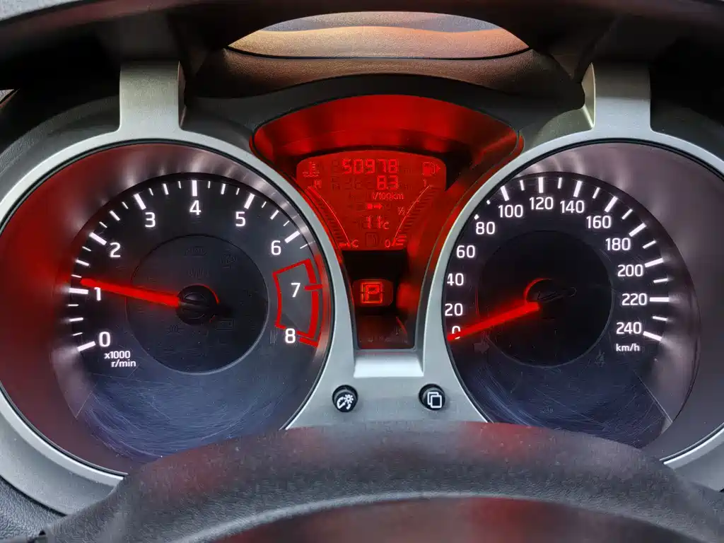 Infiniti ESQ 2014 1.6L Straightforward Edition купить на сайте DeffCars