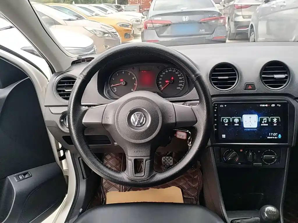 Jetta 2015 Premium Edition 1.4L Manual Fashion Model купить на сайте DeffCars