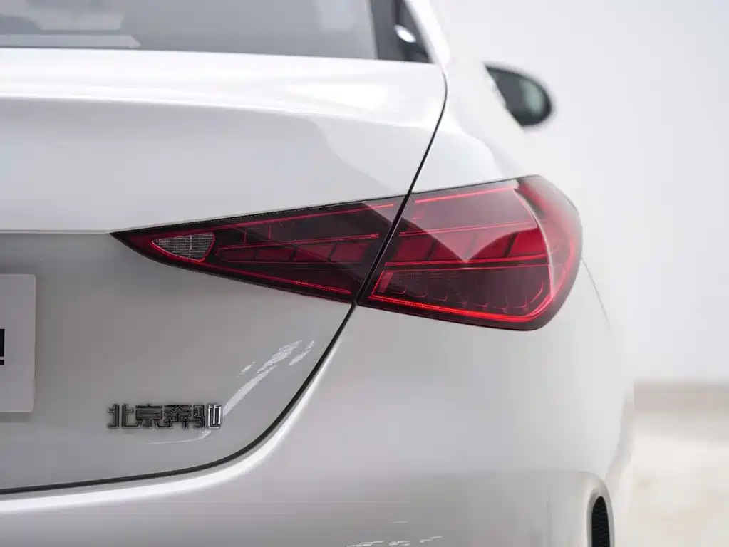 Mercedes-Benz C-Class 2024 facelift C 260 L sports version купить на сайте DeffCars