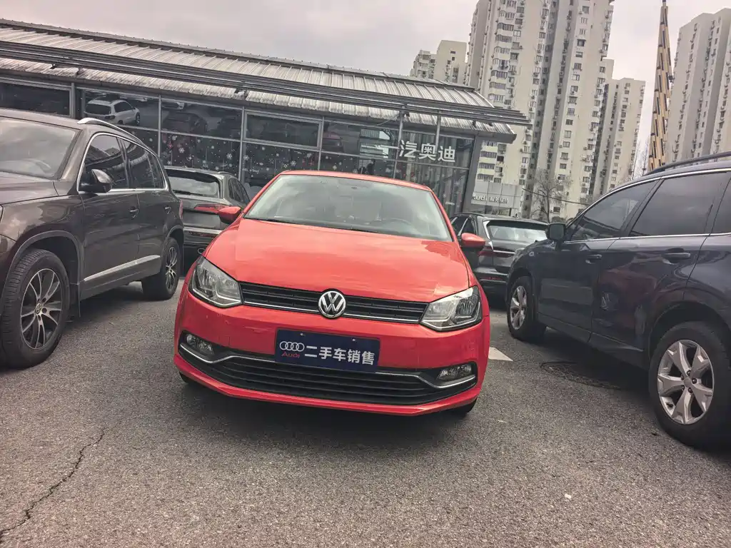 Polo 2016 1.6L automatic comfort model купить на сайте DeffCars