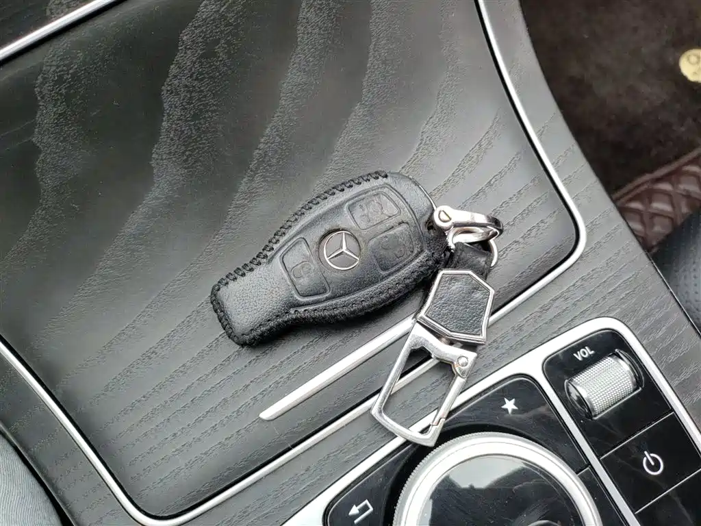 Mercedes-Benz C-Class 2018 C 180 L Fashionable Sports Edition купить на сайте DeffCars