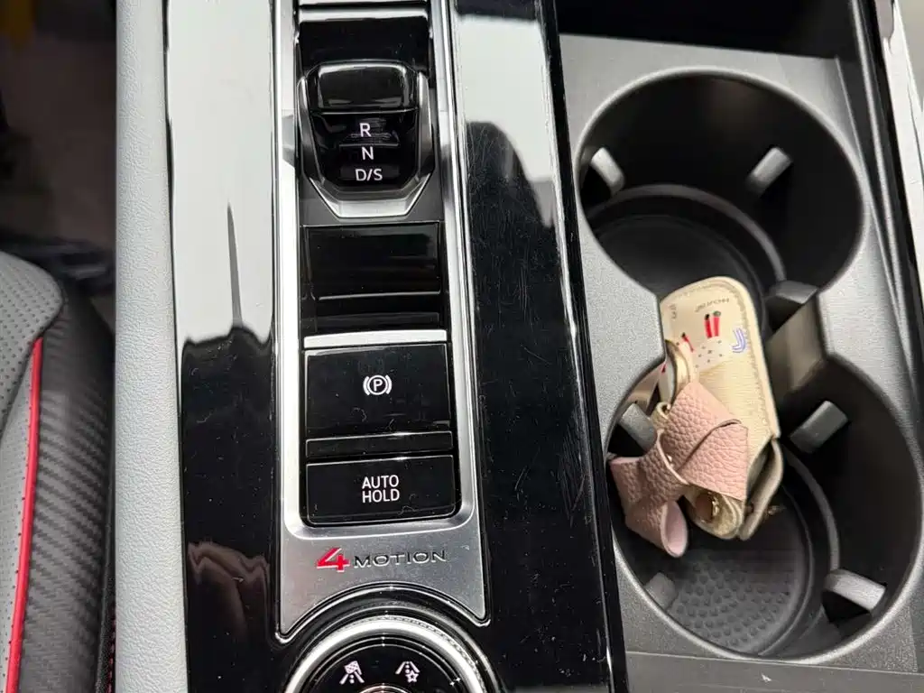 Touron 2024 Touron X 380TSI four-wheel drive luxury version купить на сайте DeffCars