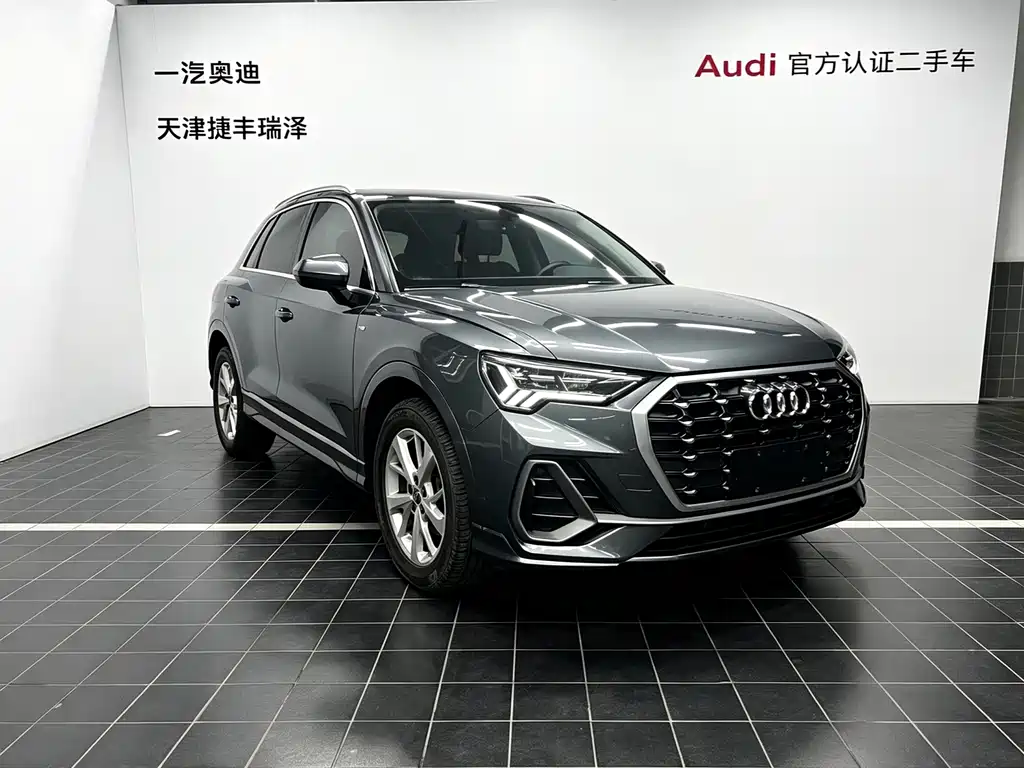Audi Q3 2019 35 TFSI aggressive and dynamic купить на сайте DeffCars