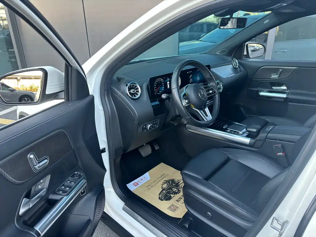 Mercedes-Benz GLA 2020 GLA 200 купить на сайте DeffCars