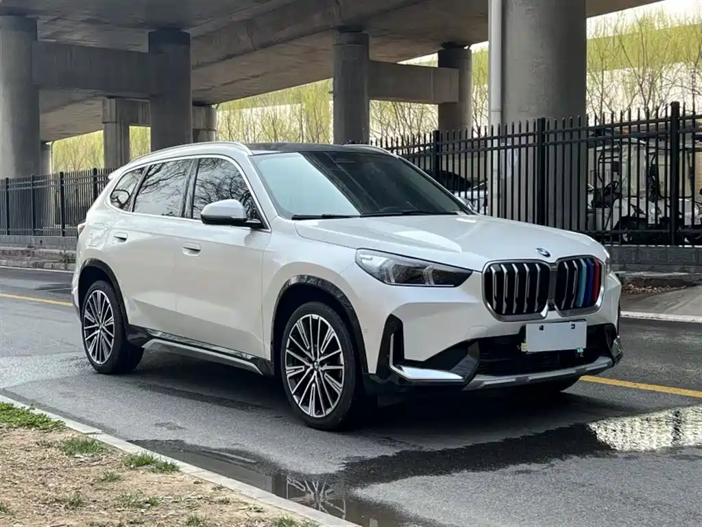 BMW X1 2023 xDrive25Li X Design Package купить на сайте DeffCars
