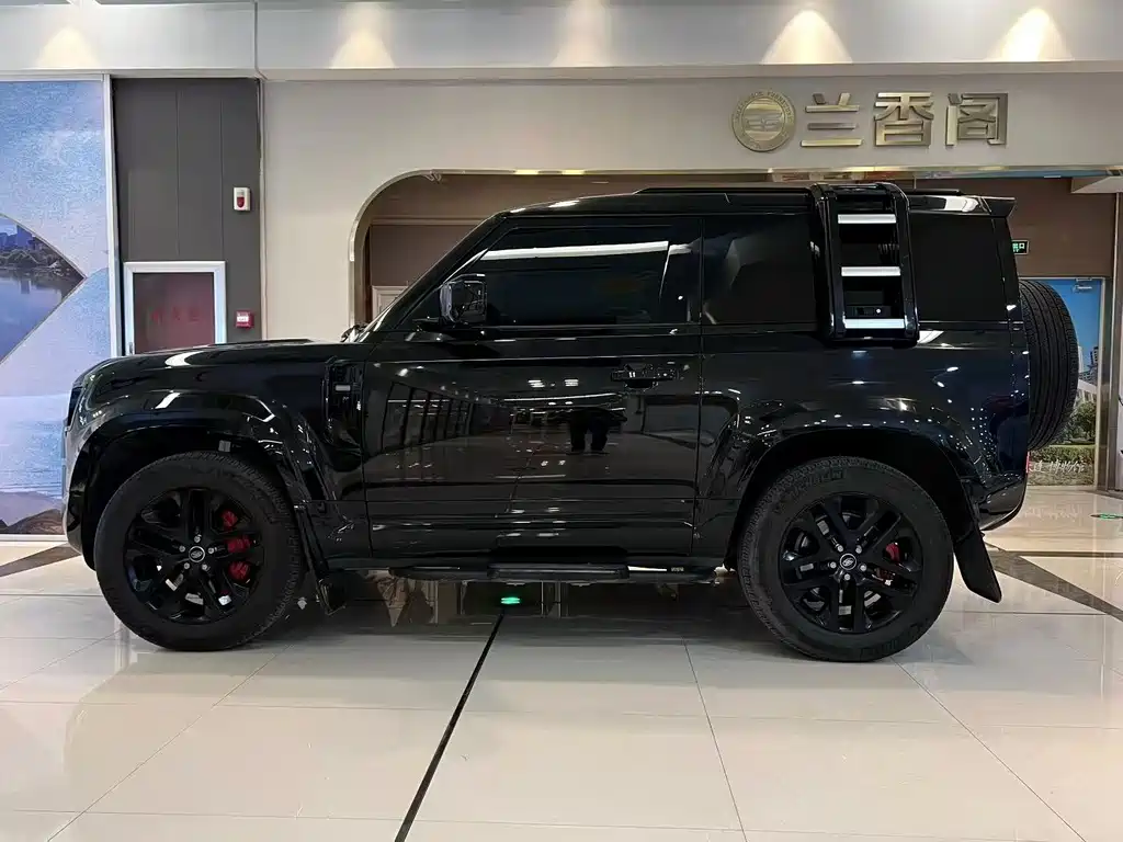 Land Rover Defender 2023 facelift 90 3.0T P400 XS купить на сайте DeffCars