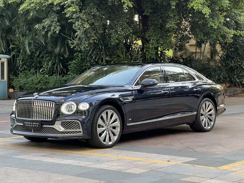 Flying Spur 2021 4.0T V8 Standard Edition купить на сайте DeffCars