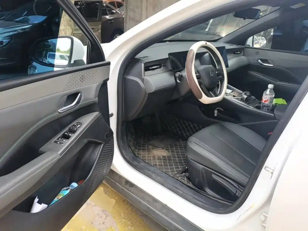 Qin PLUS 2025 DM-i smart driving version 55KM leading model купить на сайте DeffCars