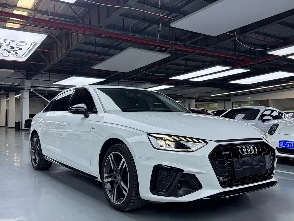 Audi A4L 2022 40 TFSI Fashionable and Dynamic купить на сайте DeffCars