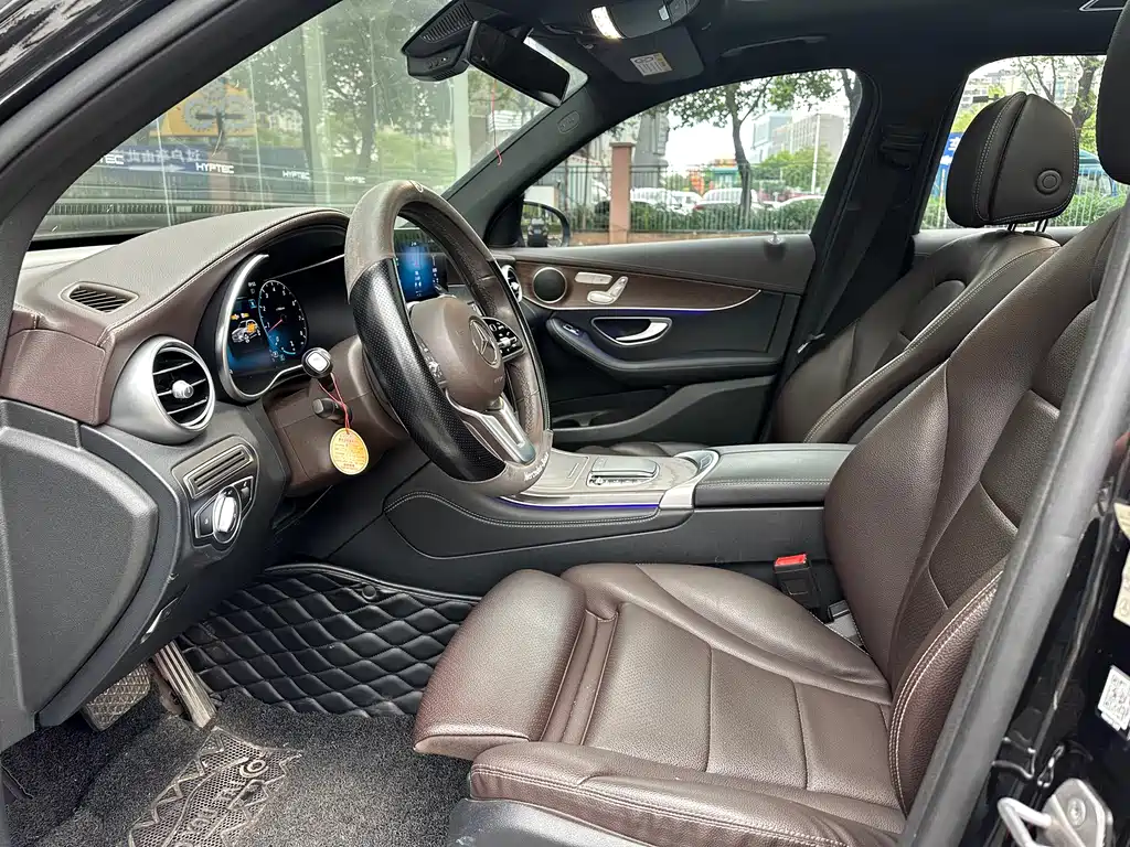 Mercedes-Benz GLC 2022 facelift GLC 260 L 4MATIC luxury model купить на сайте DeffCars
