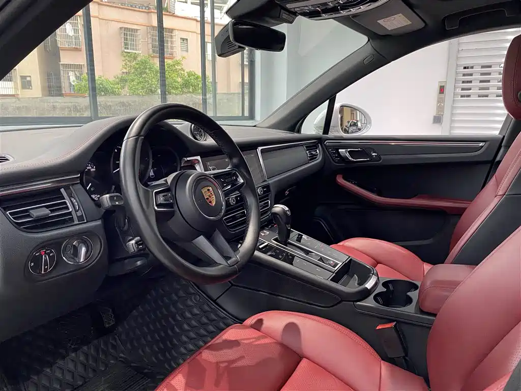 Macan 2023 Macan 2.0T купить на сайте DeffCars