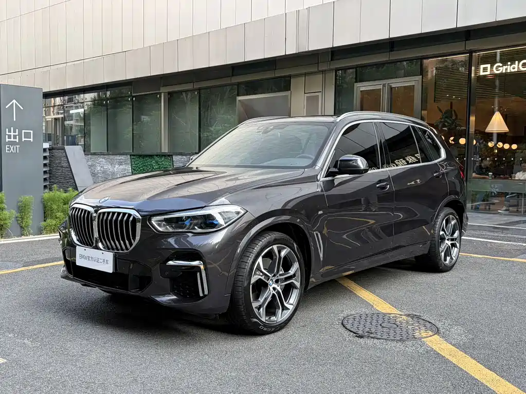 BMW X5 2022 xDrive 40Li M Sports Package купить на сайте DeffCars