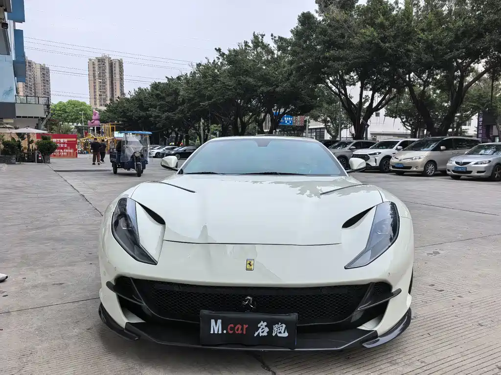 Ferrari 812 2017 6.5L Superfast купить на сайте DeffCars