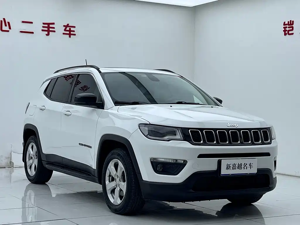 Compass 2017 200T Automatic Joy Edition купить на сайте DeffCars