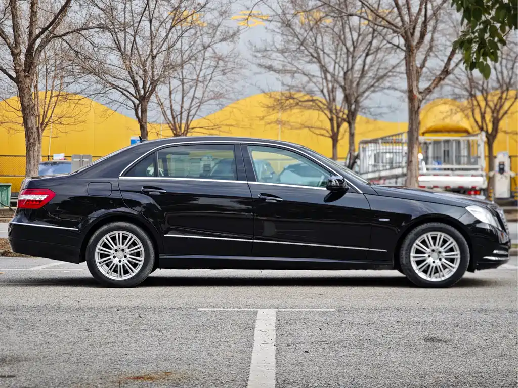 Mercedes-Benz E-Class 2012 E 200 L CGI Elegant купить на сайте DeffCars