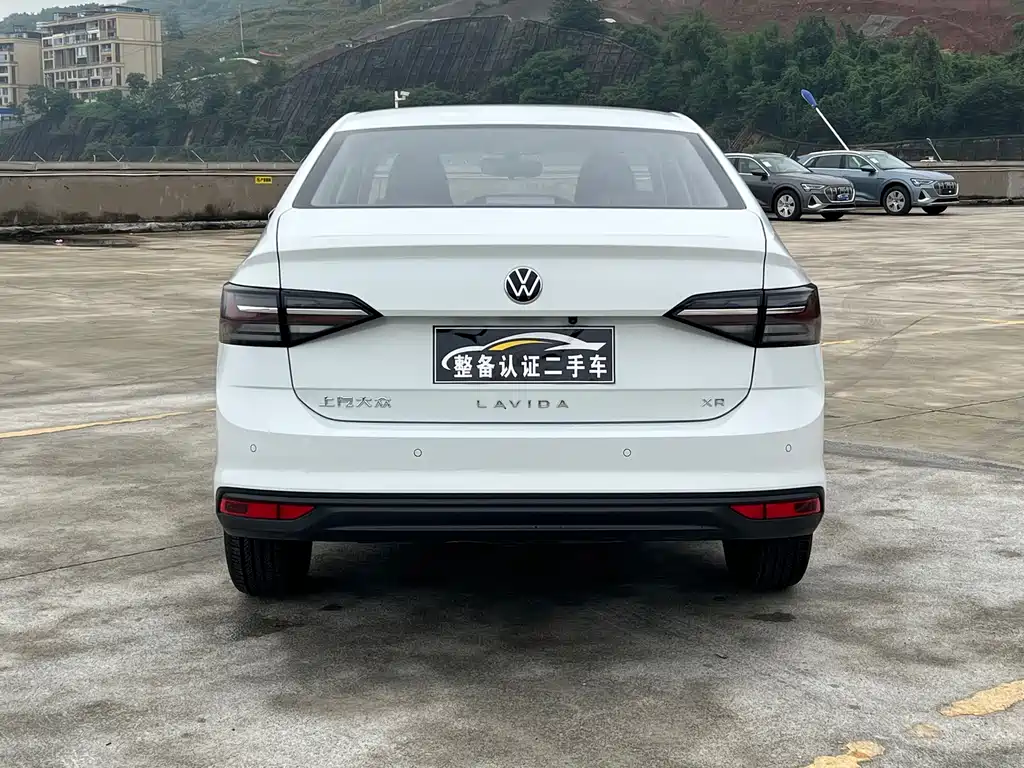 Lavida 2025 Xinrui 1.5L Outstanding Xinyi Edition купить на сайте DeffCars