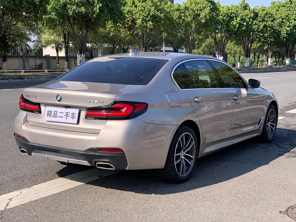BMW 5 Series 2021 525Li Luxury Package купить на сайте DeffCars