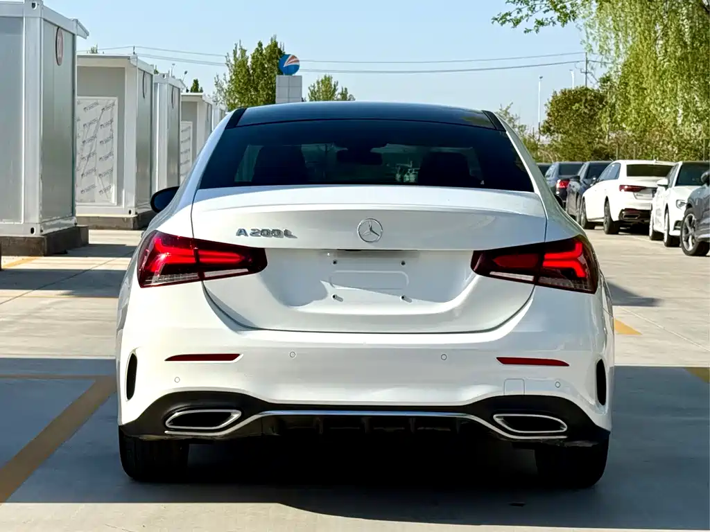 Mercedes-Benz A-Class 2022 A 200 L Sports Sedan Dynamic Type купить на сайте DeffCars