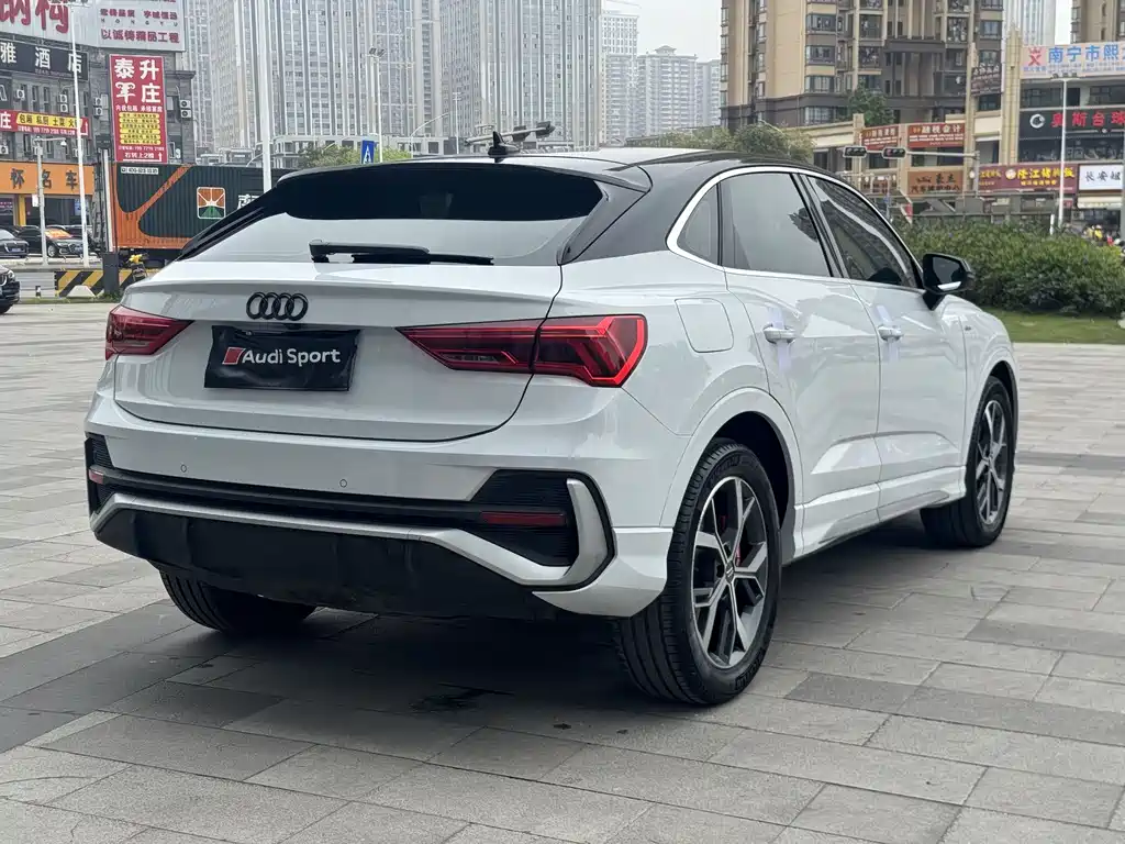 Audi Q3 Sportback 2020 40 TFSI Fashion купить на сайте DeffCars