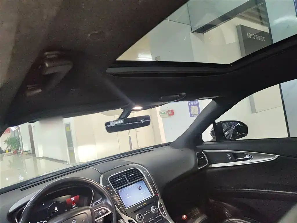 Voyager imported 2019 2.0T two-wheel drive exclusive version, National VI купить на сайте DeffCars