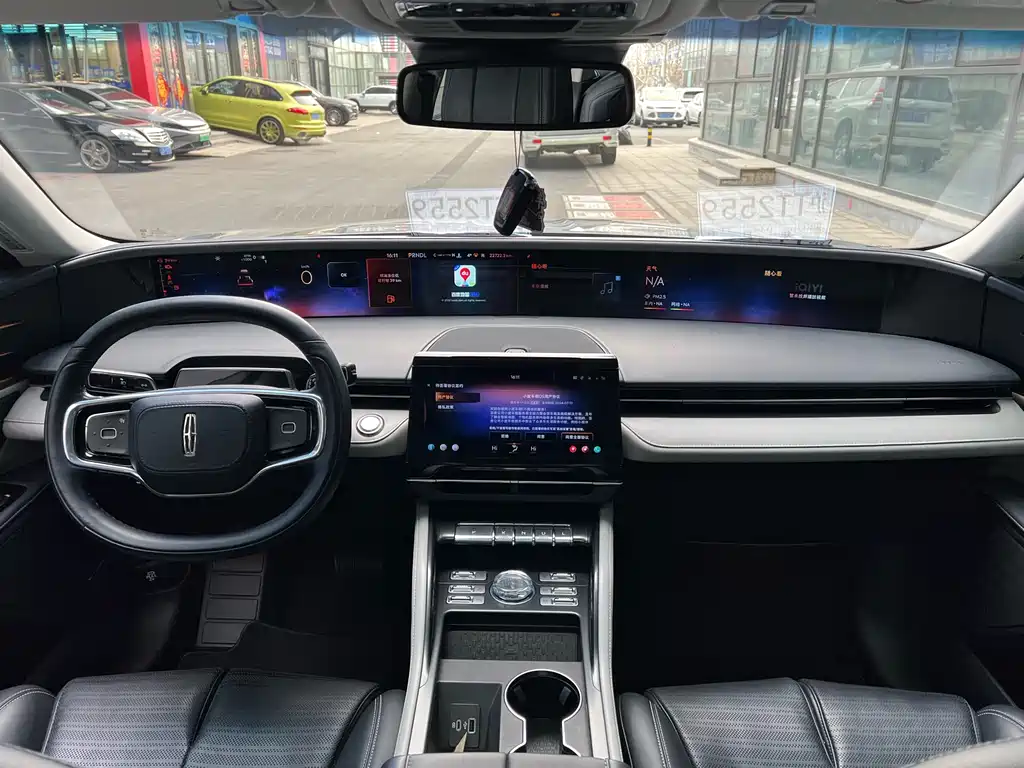 Voyager 2023 2.0T four-wheel drive Zunrui version купить на сайте DeffCars