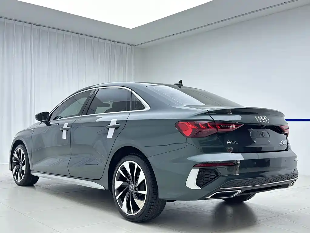Audi A3 2023 facelift A3L Limousine 35 TFSI fashionable and sporty купить на сайте DeffCars