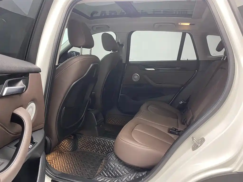 BMW X1 2021 sDrive20Li Fashion Model купить на сайте DeffCars