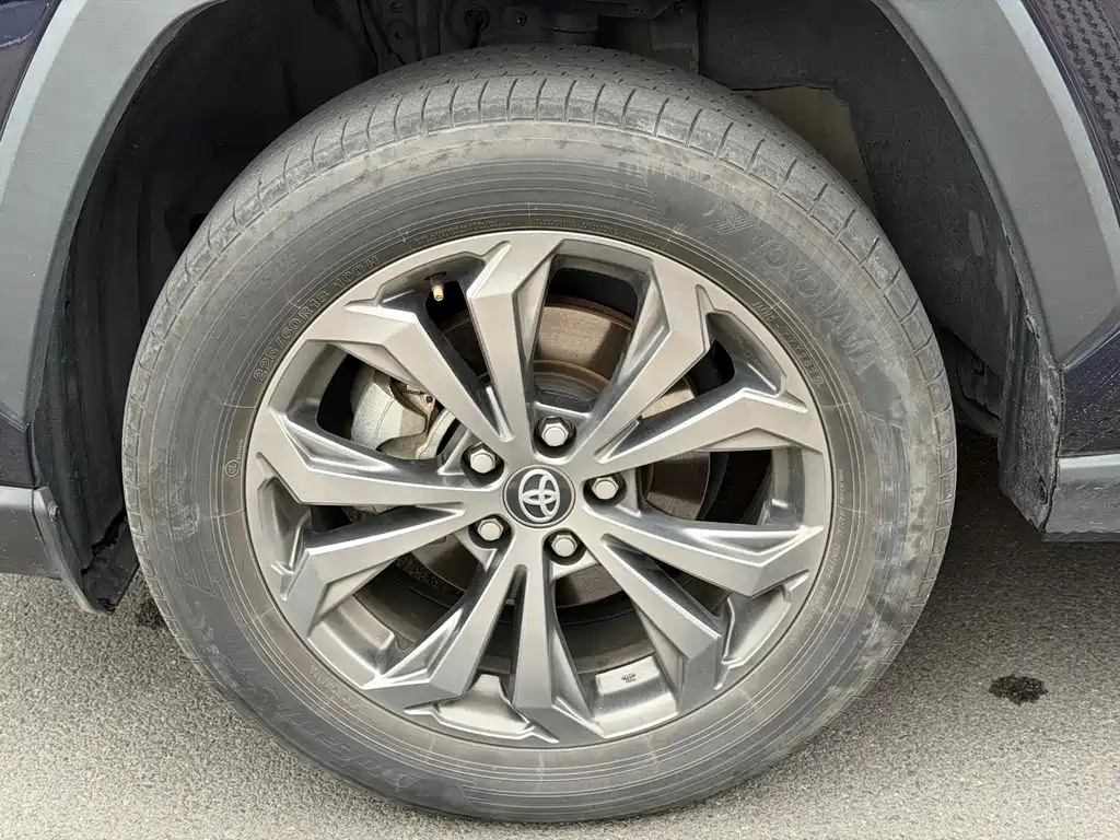 RAV4 Rongfang 2023 Dual Engine 2.5L E-CVT Two-wheel Drive Elite Plus Edition купить на сайте DeffCars