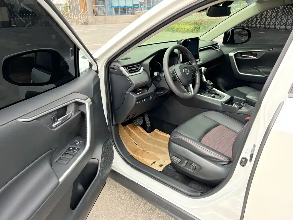 RAV4 Rongfang Dual Engine E+ 2021 2.5L 2WD Elite Pro купить на сайте DeffCars