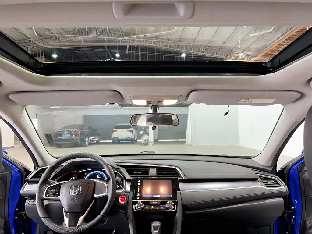 Civic 2016 220TURBO CVT Deluxe Edition купить на сайте DeffCars