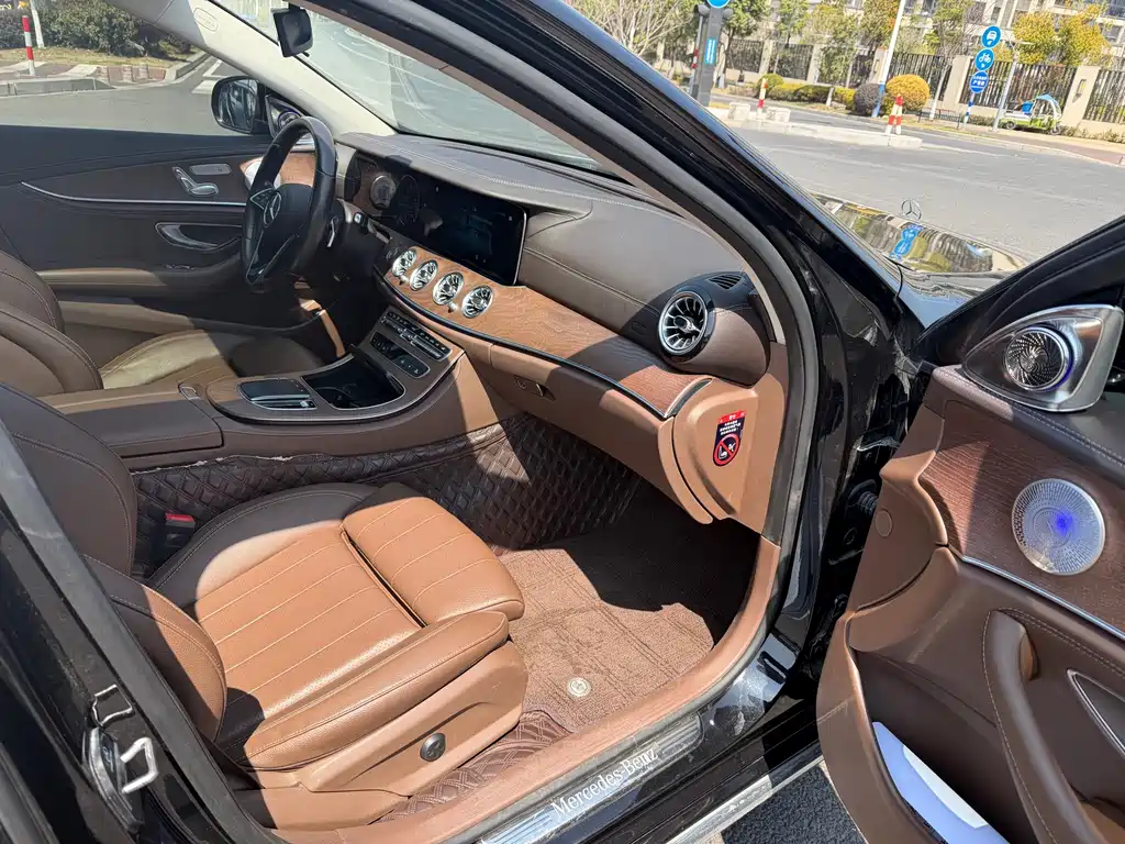 Mercedes-Benz E-Class 2022 E 260 L Sports купить на сайте DeffCars