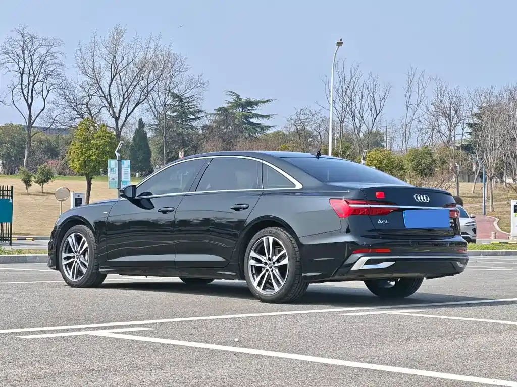 Audi A6L 2024 40 TFSI luxury and dynamic model купить на сайте DeffCars