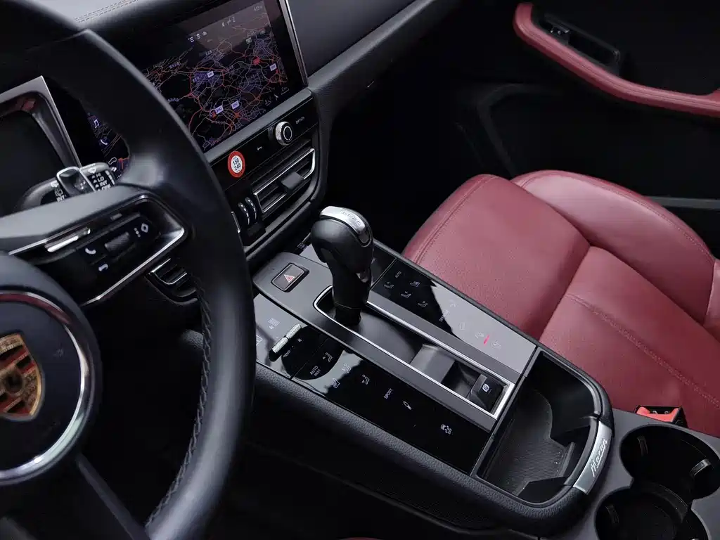 Macan 2023 Macan 2.0T купить на сайте DeffCars
