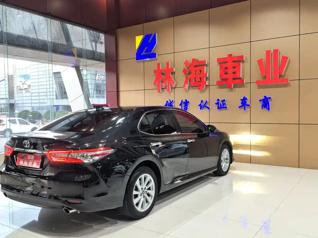 Camry 2023 2.0G Deluxe Edition купить на сайте DeffCars