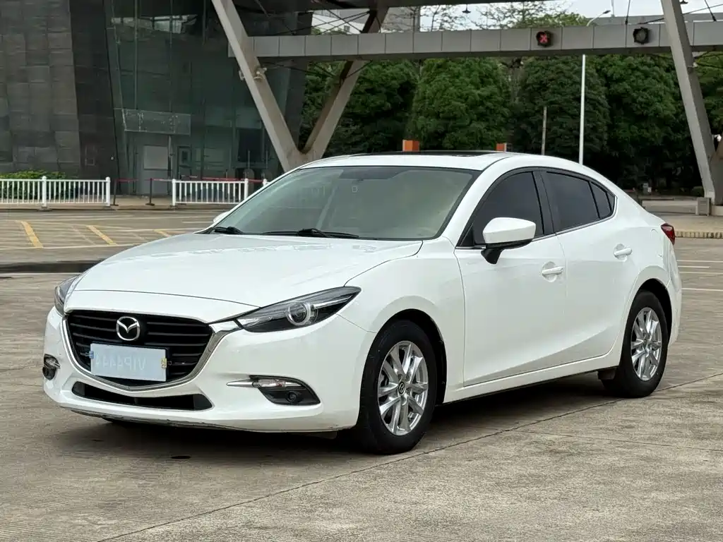 Mazda3 Angkesela 2019 Cloud Control Edition Sedan 1.5L Automatic Luxury Type National V купить на сайте DeffCars