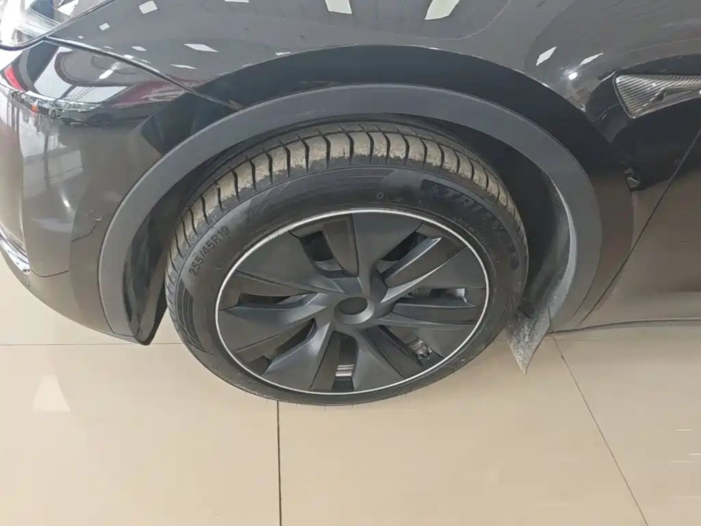 Model Y 2022 facelift rear-wheel drive version купить на сайте DeffCars