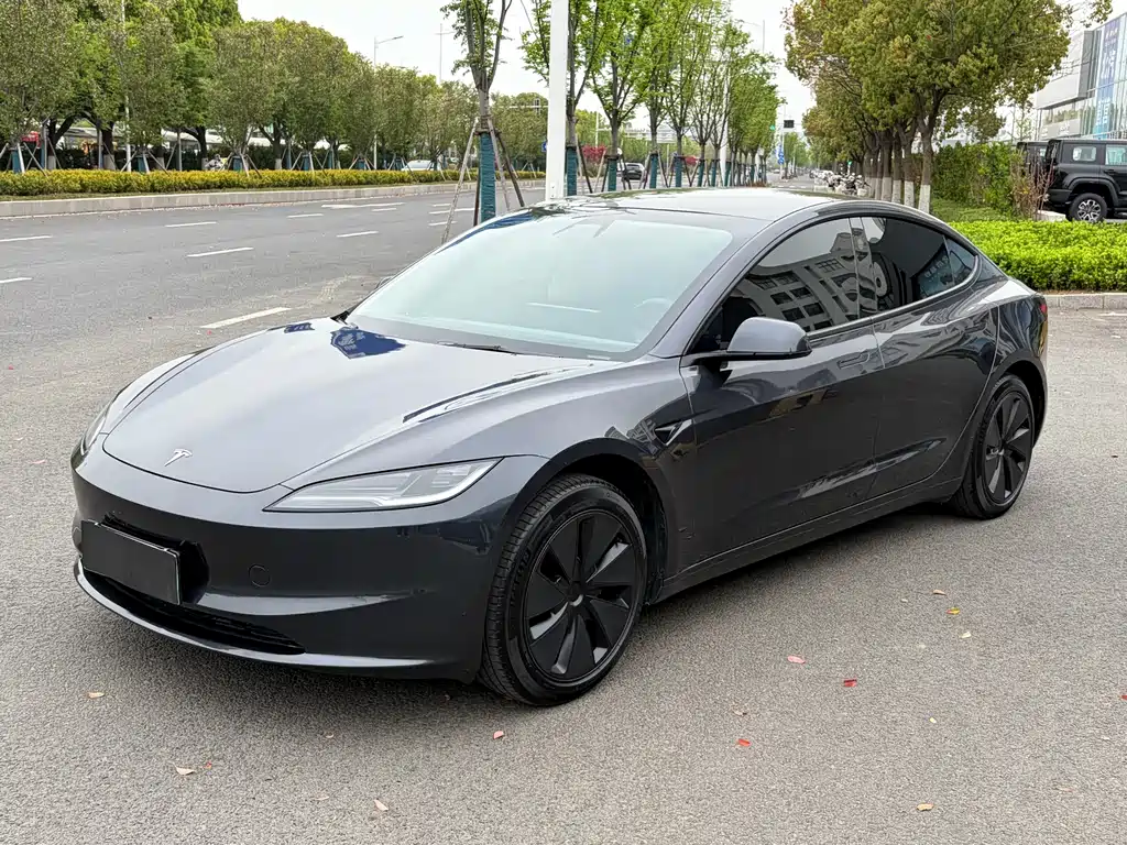 Model 3 2023 rear-wheel drive version купить на сайте DeffCars