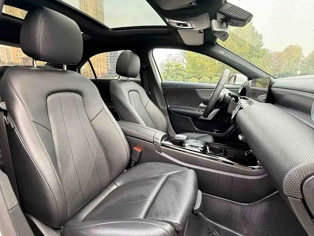 Mercedes-Benz A-Class 2021 A 200 L Sports Sedan Fashionable купить на сайте DeffCars