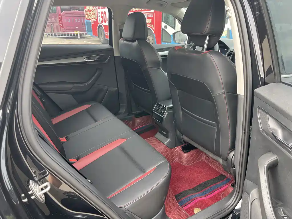 Karoq 2022款 改款 TSI280 奢享版 купить на сайте DeffCars