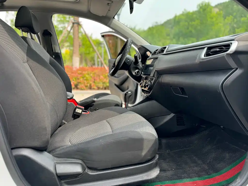 Reina 2017 1.4L automatic jump version, National VI купить на сайте DeffCars