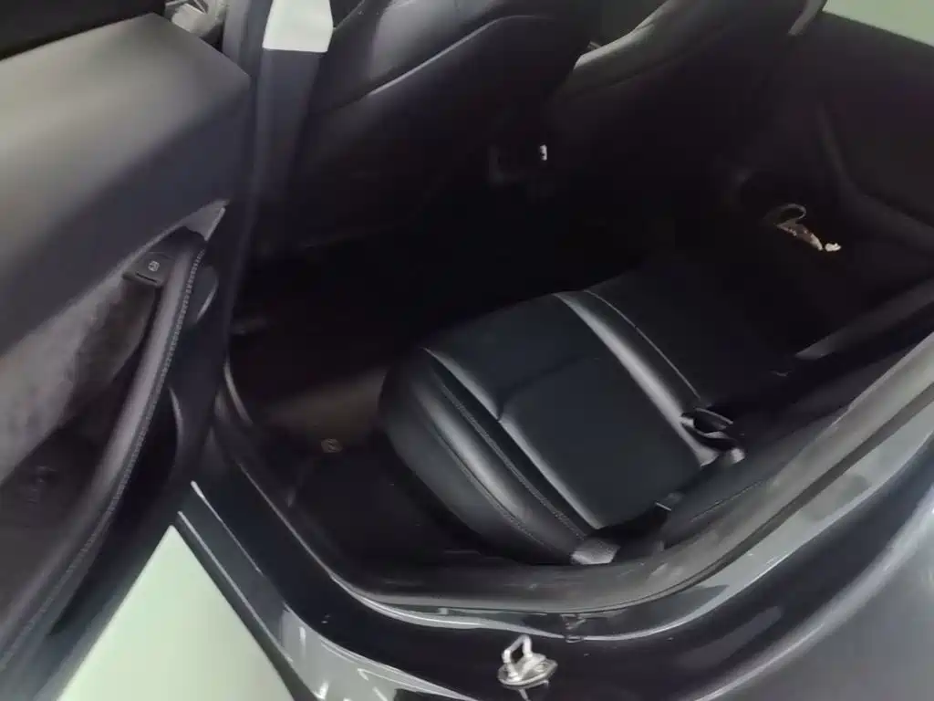 Model Y 2022 facelift rear-wheel drive version купить на сайте DeffCars