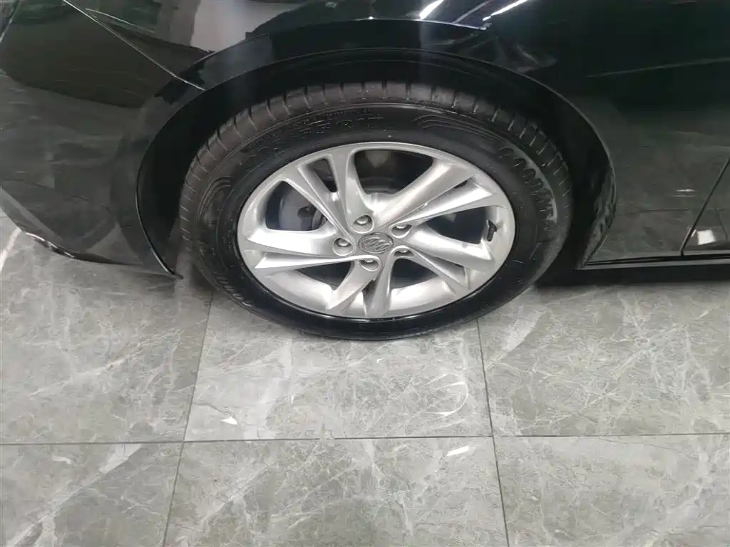 Regal 2023 552T smart model купить на сайте DeffCars