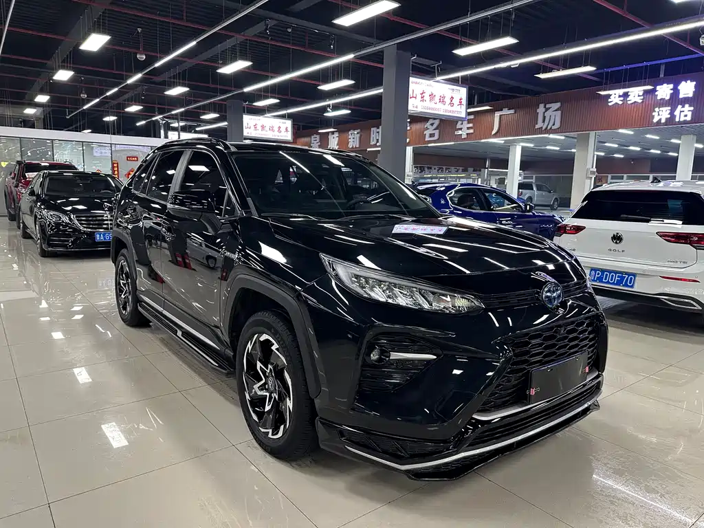 Wilanda 2020 Shuangqing 2.5L E-CVT two-wheel drive technology version купить на сайте DeffCars