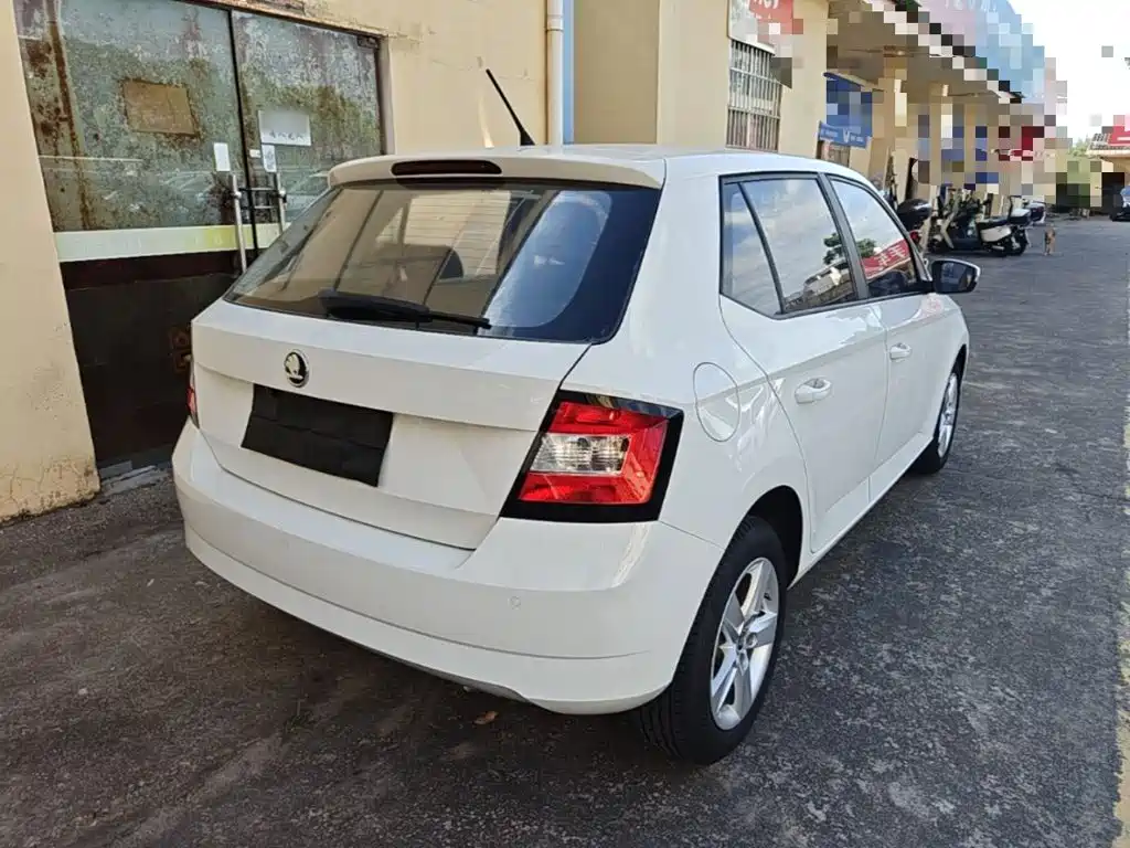 Fabia 2017 1.4L Automotive Edition купить на сайте DeffCars