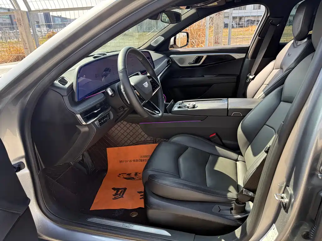 Cadillac CT6 2023 28T luxury model купить на сайте DeffCars