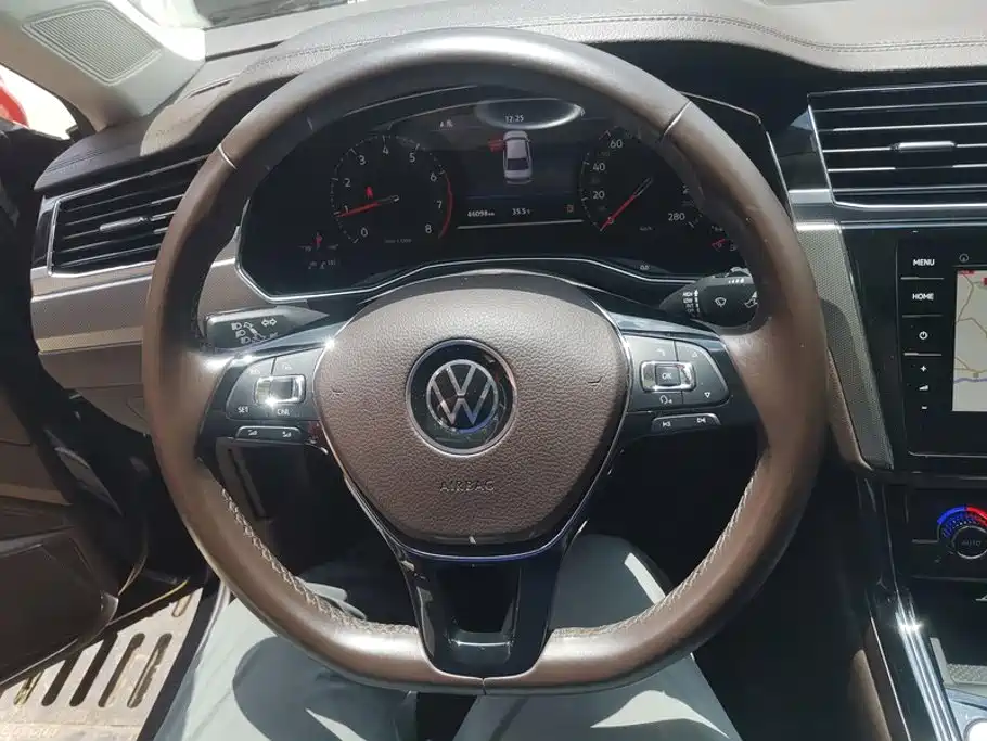 Huiang 2021 380TSI Deluxe Edition купить на сайте DeffCars