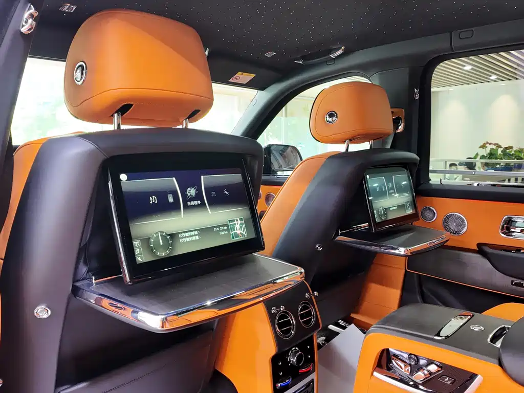 Cullinan 2018 four-seat version купить на сайте DeffCars